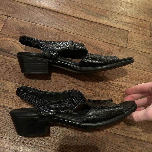 SAS Tripad Comfort USA Women’s Size L6 Glossy Black Leather Ankle Strap Sandals - Picture 4 of 15